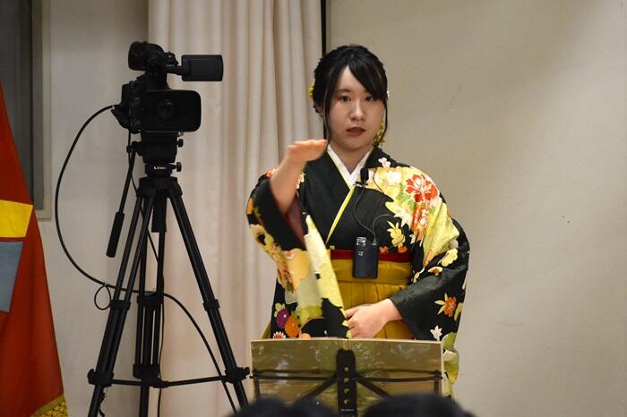 産業技術学部代表の謝辞を務めた石井さん